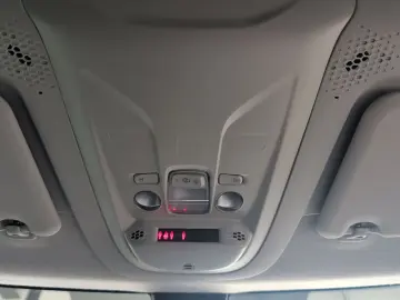 PEUGEOT Rifter L2 PureTech 130 EAT8 Allure Navi ACC Kame