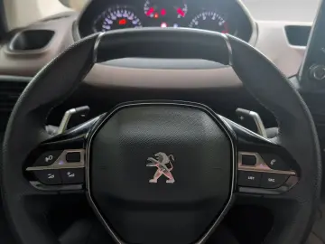 PEUGEOT Rifter L2 PureTech 130 EAT8 Allure Navi ACC Kame