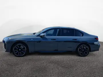 BMW 740d xDrive M Sport Panorama AHK SHZ