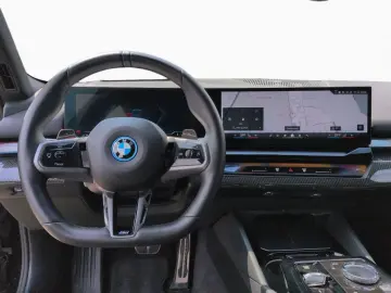 BMW 550e xDrive M Sport PRO IcGlow HUD 360  ACC H K