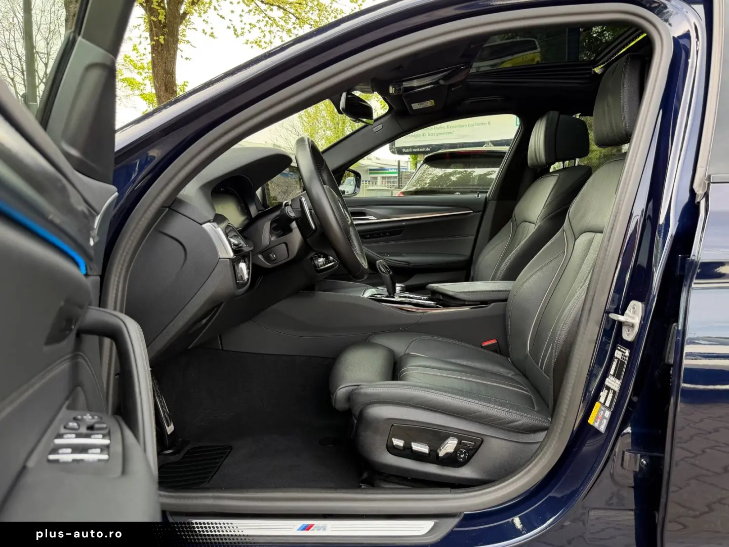BMW 545e xDrive M-Sportpaket Laser Glasdach Massage