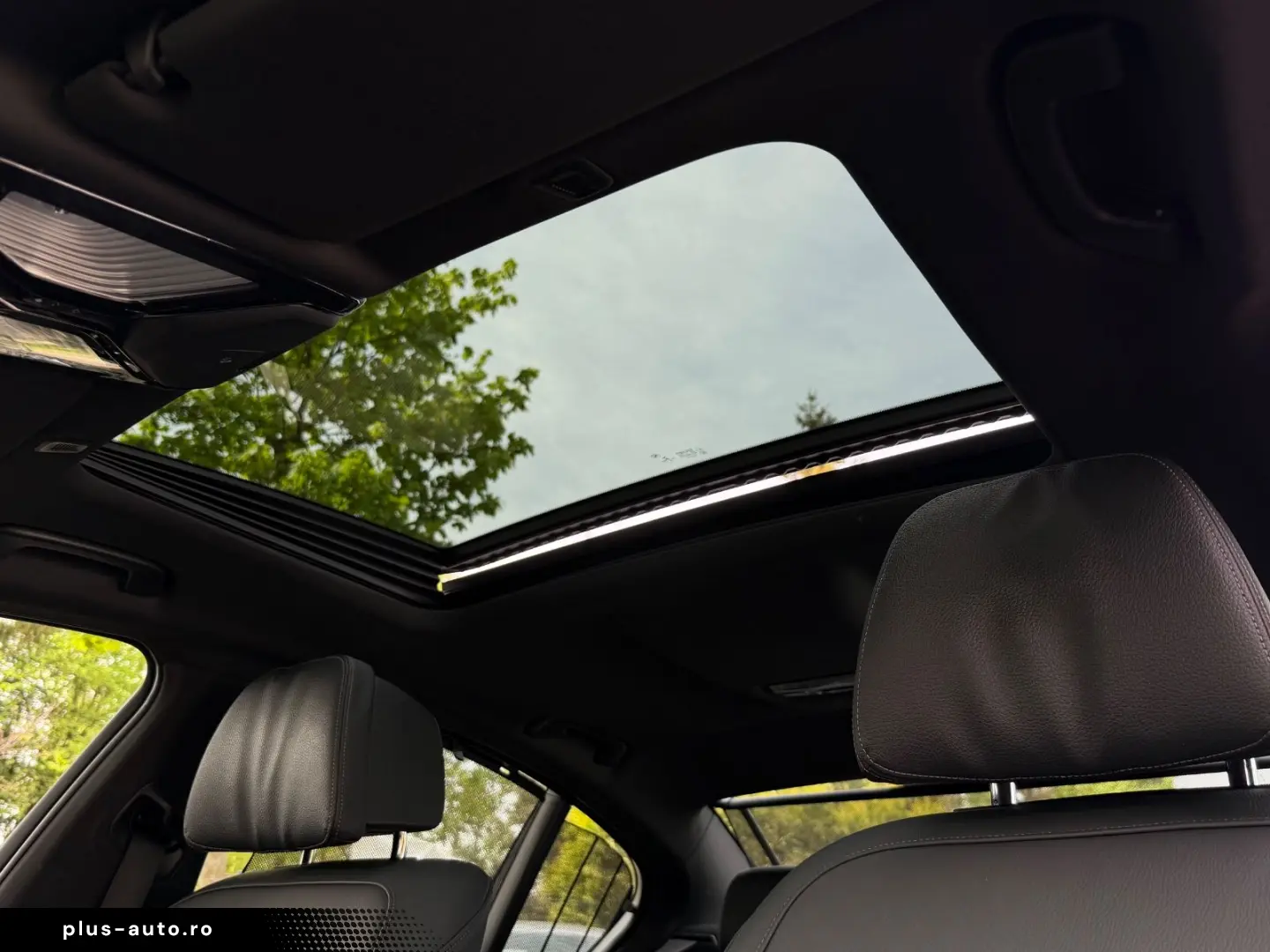 BMW 545e xDrive M-Sportpaket Laser Glasdach Massage