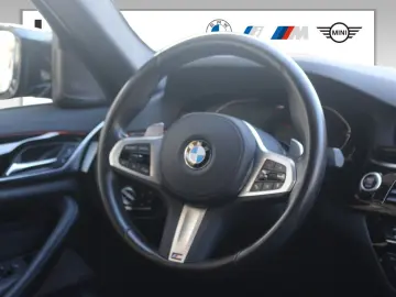 BMW 540d xDrive Limousine M Sportpaket Head-Up DAB