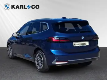 BMW 230 e xDrive Luxury Line h&k Panorama HUD AHK