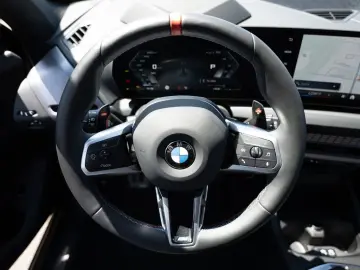 BMW 135 xDrive PANO HUD 360  LED AKTIVSITZE ACC H K