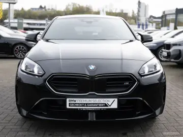 BMW 135 xDrive PANO HUD 360  LED ACC NAVI H K SHZ