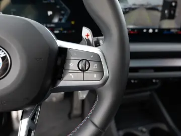 BMW 135 xDrive PANO HUD 360  LED ACC NAVI H K SHZ