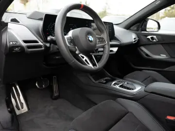 BMW 135 xDrive PANO HUD 360  LED ACC NAVI H K SHZ