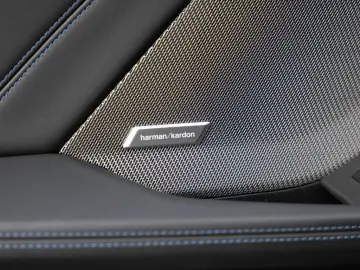 BMW 135 xDrive PANO HUD 360  LED ACC NAVI H K SHZ