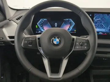 BMW 123 xDrive Navi LED AHK DrAs Komfzg PaAs H&K Nav