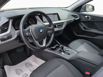 BMW 120d xDrive Advantage LiveProf Tempo LED PDC SHZ