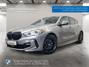 BMW 120d xDrive M Sport AHK LiveCockpitProf PDC LED
