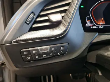 BMW 120d xDrive M Sport AHK LiveCockpitProf PDC LED