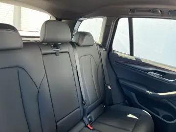 BMW X3 M40d Head-Up Kamera Laser AHK