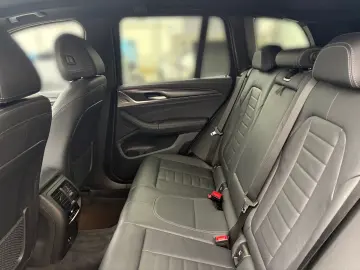 BMW X3 M40d HUD Laser ACC 20´´ PA  Sitzbelüftung