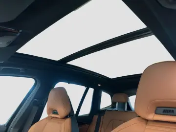 BMW X3 M40d Pano HUD H&K DrAssProf ParkAss