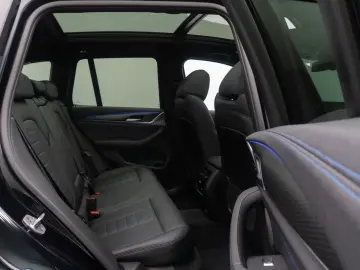 BMW X3 M40d 360  H K DAB Panorama Komfort 20Zoll