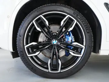 BMW X3 M40d (Navi AHK Pano HUD ACC Leder WLAN )