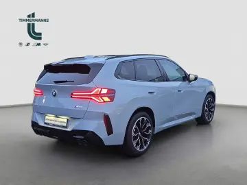 BMW X3 M50 AT Panorama Klimaaut. AHK Memory vorn