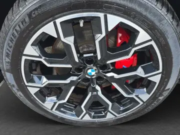 BMW X3 M50 AT Panorama Klimaaut. AHK Memory vorn