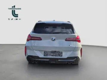 BMW X3 M50 AT Panorama Klimaaut. AHK Memory vorn