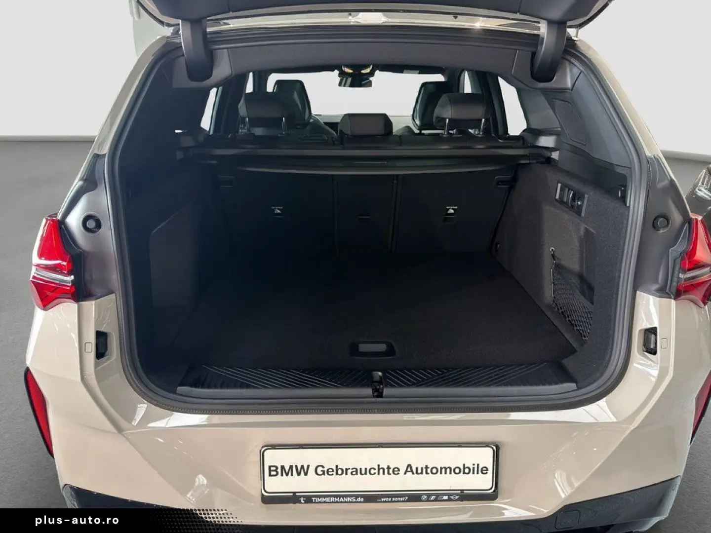 BMW X3 M50 AT Panorama Klimaaut. AHK Memory vorn