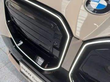 BMW X3 M50 AT Panorama Klimaaut. AHK Memory vorn