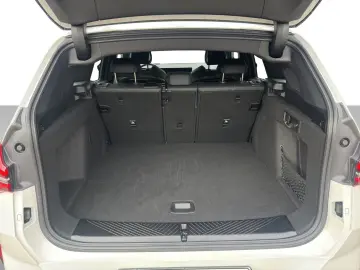 BMW X3 M50 xDrive LED Navi AHK HarKar Driv ParkAsPro
