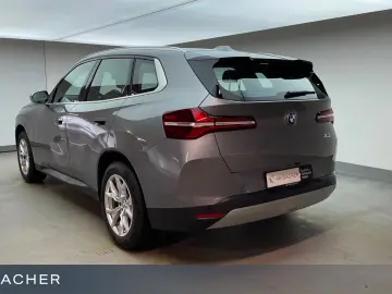 BMW X3 20 xDrive A Navi AHK elSportsitze