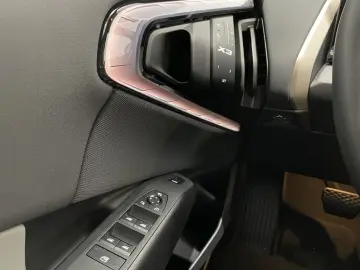 BMW X3 20 xDrive RFK AHK DAB NAVI LED Komfortzg.