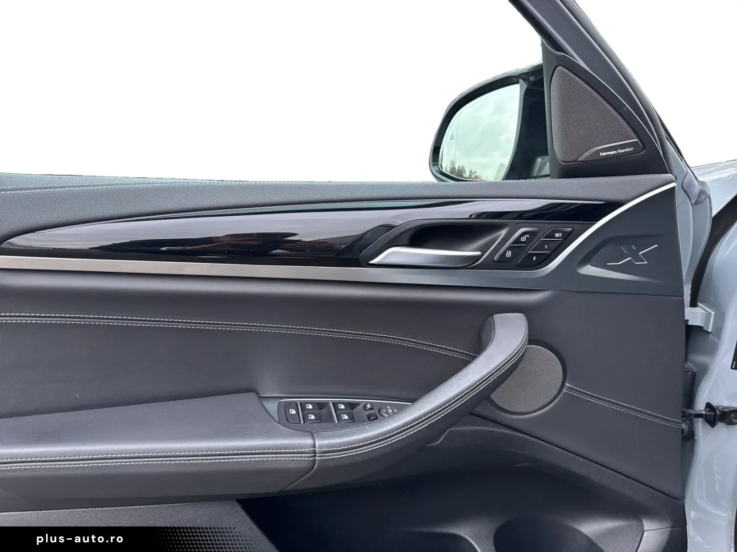 BMW X4 M AHK Laser 360  HEAD-UP SITZBELÜFT PANO RFK