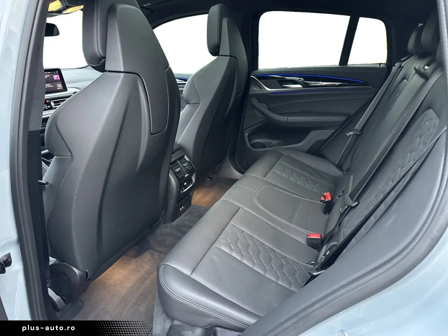 BMW X4 M AHK Laser 360  HEAD-UP SITZBELÜFT PANO RFK