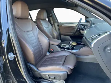 BMW X4 M40d AHK Laser STHZ HUD DAPro PA  Memory Navi