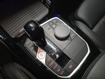 BMW X4 M40d 20 Zoll Panoram Sitzbelüftung Laser