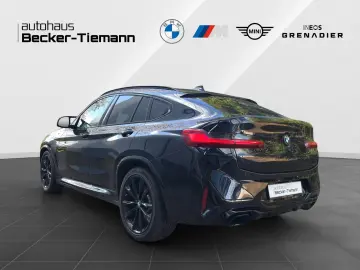 BMW X4 M40d AHK   LED   Memory   LiveCockpit    Navi