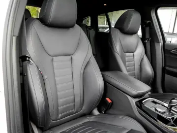 BMW X4 M40d M SPORT H K HuD AHK PANO DA PROF 360