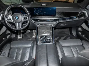 BMW X5 M60i xDrive M Sport HUD PANO ACC AHK 360 KAM