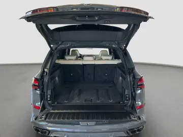 BMW X5 M60i Sky Lounge MSport Pro Massage