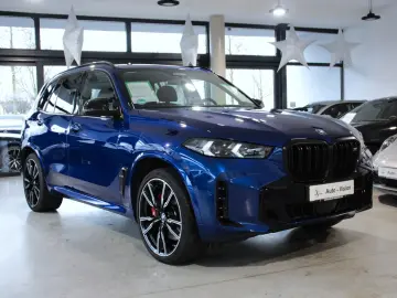 BMW X5 M60i LCI xDrive  V8 Marina Bay Pano Tartufo