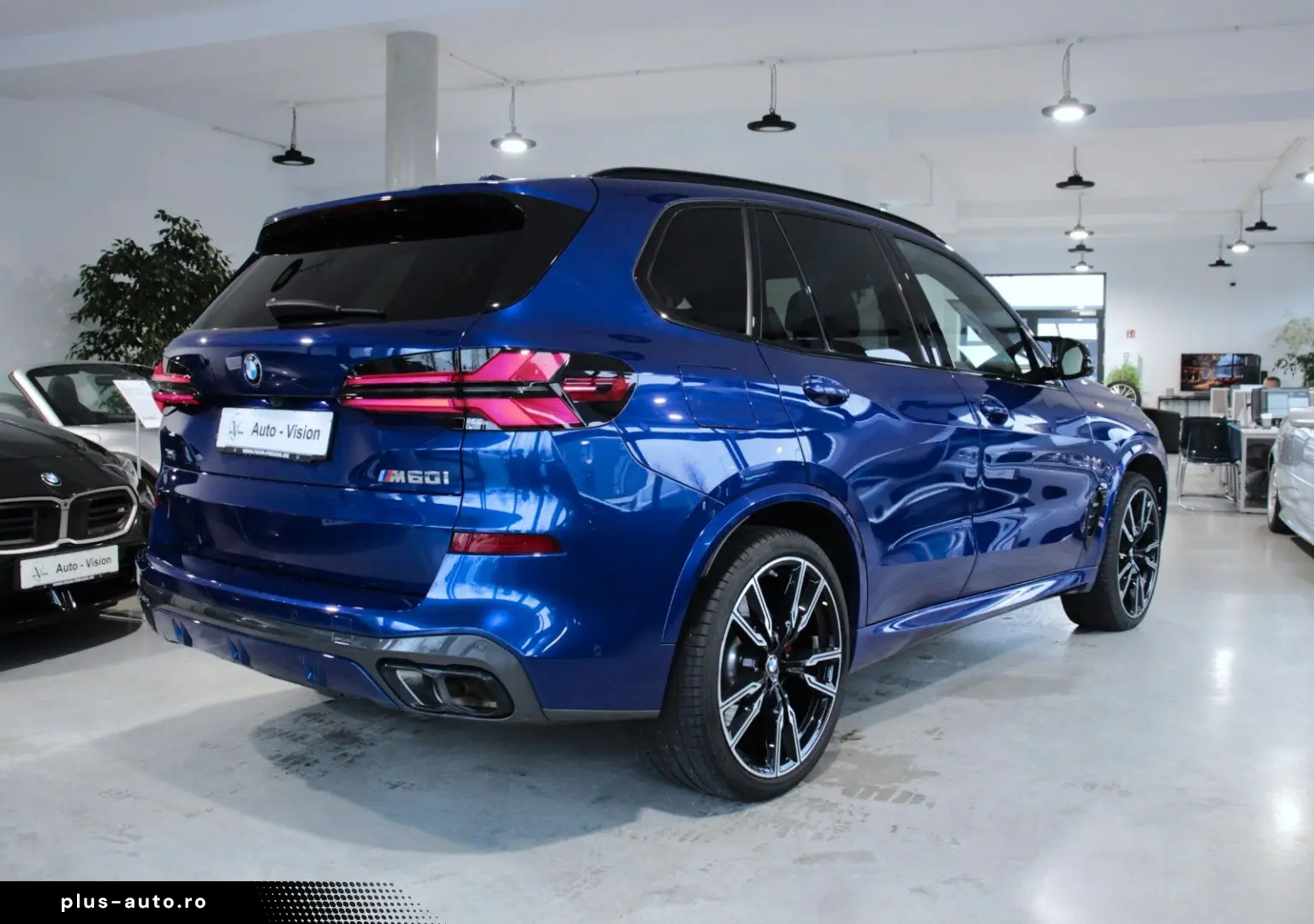BMW X5 M60i LCI xDrive  V8 Marina Bay Pano Tartufo