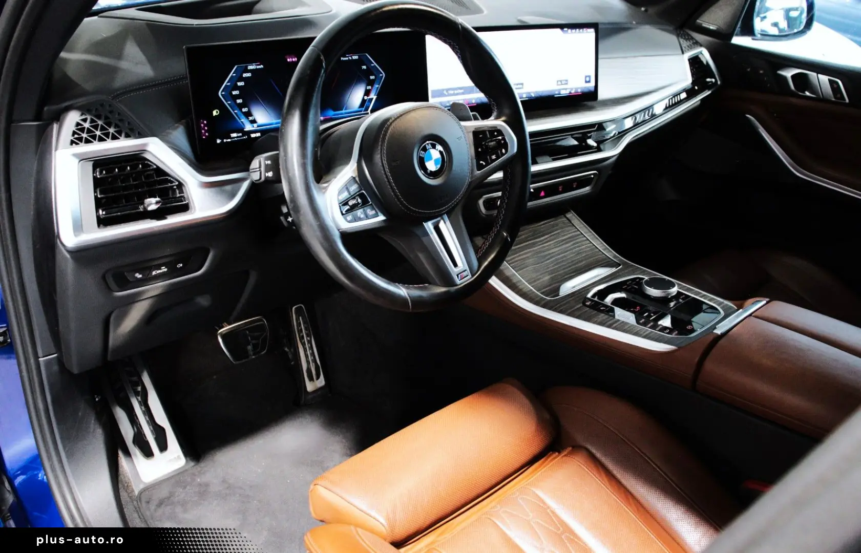 BMW X5 M60i LCI xDrive  V8 Marina Bay Pano Tartufo