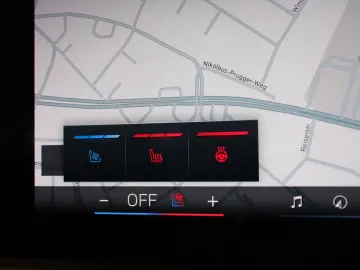 BMW X5 M60i LCI xDrive  V8 Marina Bay Pano Tartufo