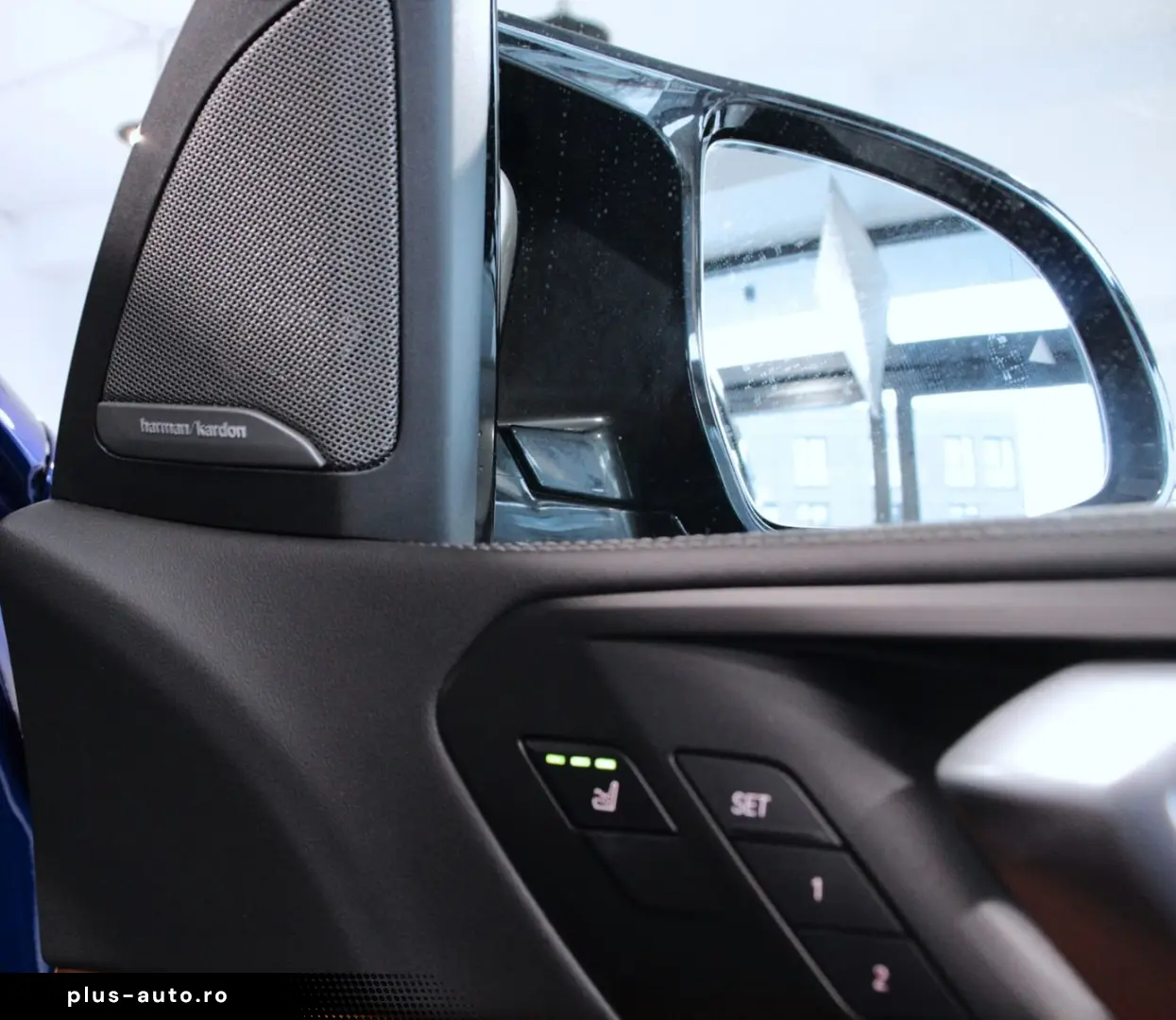 BMW X5 M60i LCI xDrive  V8 Marina Bay Pano Tartufo