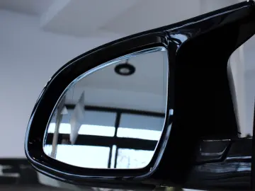 BMW X5 M60i LCI xDrive  V8 Marina Bay Pano Tartufo