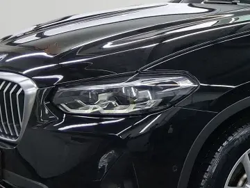 BMW X3 xDrive30e Panorama Sportsitze ParkAss Multifu