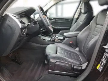 BMW X3 xDrive30e Panorama Sportsitze ParkAss Multifu