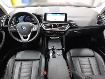 BMW X3 xDrive30e Panorama Sportsitze ParkAss Multifu
