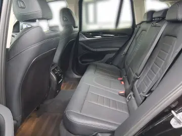 BMW X3 xDrive30e Panorama Sportsitze ParkAss Multifu