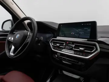 BMW X3 xD20i Panorama 360 DAB LED Sport Leder 18Zoll