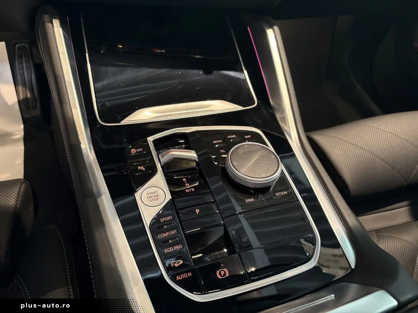 BMW X6 M60i xDrive DA PAProf HUD AHK StdHz Pano BoWi